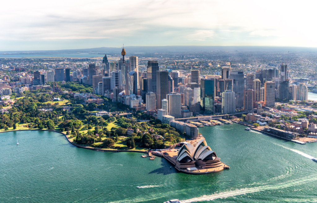 Aerial view of Sydney Harbor and Downtown Skyline, A Travel Guide to Sydney, Australia | australiadiscovery.com.au